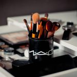 makeup artist - Makeup and Artistry is a Skill that anyone can Master 150x150 - How to Become a Celebrity Makeup Artist? makeup artist - Makeup and Artistry is a Skill that anyone can Master 150x150 - How to Become a Celebrity Makeup Artist?