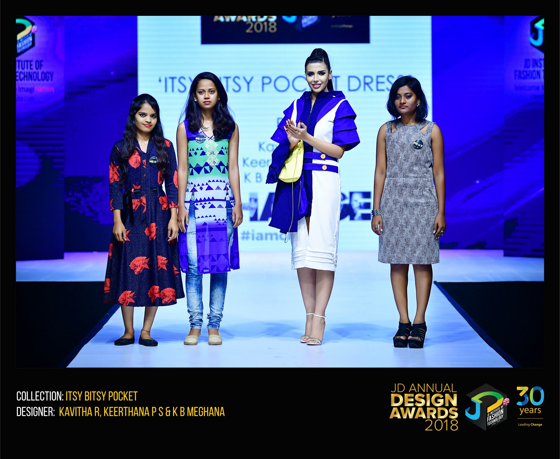 Itsy Bitsy Pocket Dress – Change – JD Annual Design Awards 2018 | Designer: Kavitha, Keertana and Meghana | Photography : Jerin Nath (@jerin_nath) itsy bitsy pocket dress - ITSY BITSY POCKET8 final - Itsy Bitsy Pocket Dress – Change – JD Annual Design Awards 2018