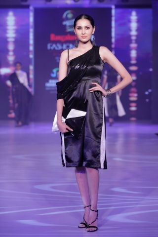 jd institute - Bangalore Time Fashion Week 2019 15 640x480 - JD INSTITUTE BRINGING THE BEST VERSION OF DESIGN AT BANGALORE TIMES FASHION WEEK- WINTER FESTIVE EDIT