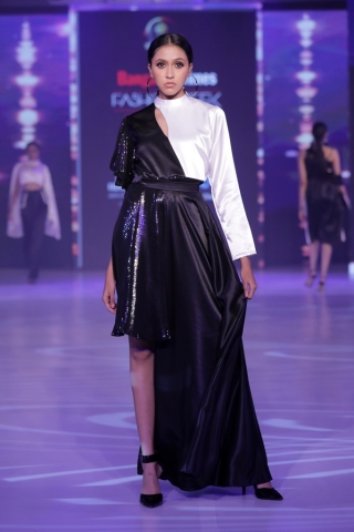 jd institute - Bangalore Time Fashion Week 2019 16 640x480 - JD INSTITUTE BRINGING THE BEST VERSION OF DESIGN AT BANGALORE TIMES FASHION WEEK- WINTER FESTIVE EDIT