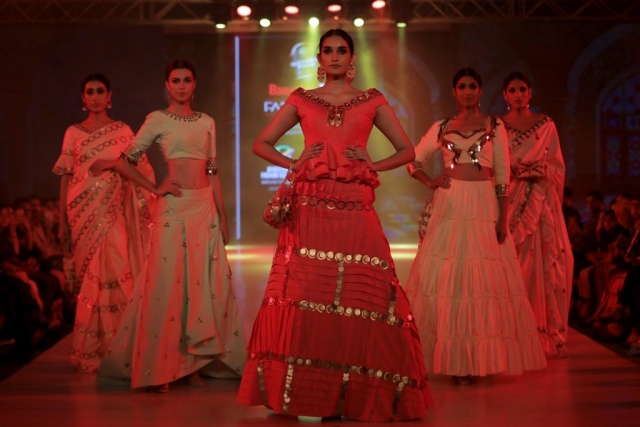 jd institute - Bangalore Time Fashion Week 2019 29 640x480 - JD INSTITUTE BRINGING THE BEST VERSION OF DESIGN AT BANGALORE TIMES FASHION WEEK- WINTER FESTIVE EDIT