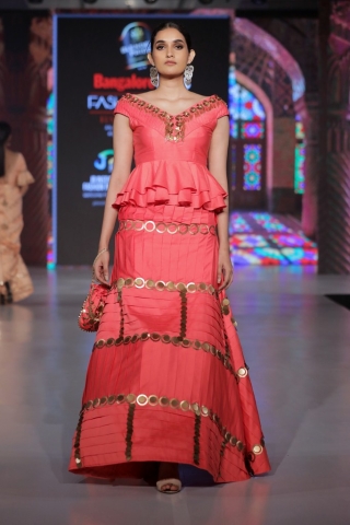 jd institute - Bangalore Time Fashion Week 2019 34 640x480 - JD INSTITUTE BRINGING THE BEST VERSION OF DESIGN AT BANGALORE TIMES FASHION WEEK- WINTER FESTIVE EDIT