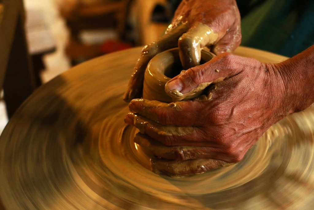 Pottery artisans - Pottery - ARE ARTISANS AND CRAFTSMEN OF OUR COUNTRY GIVEN THEIR DUE?