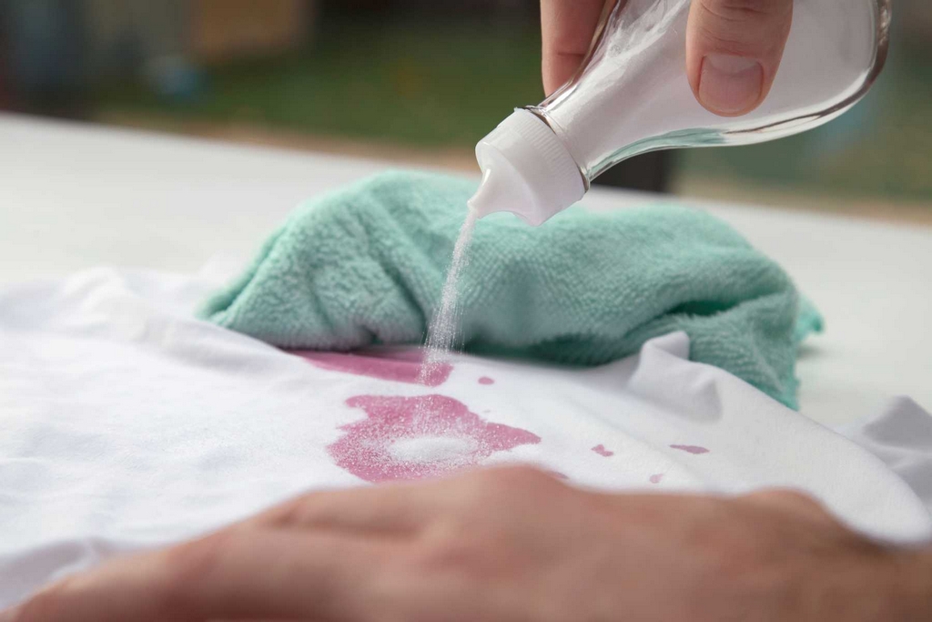 silk - cleaning stain in silk - TIPS ON HOW TO WASH, CARE AND REMOVE STAINS FROM SILK FABRIC