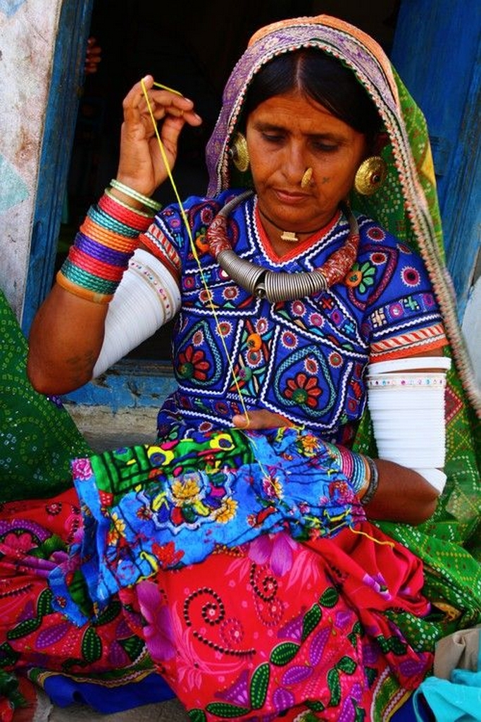 vocal for local - artisan from Gujarat - VOCAL FOR LOCAL IN THE CHANGING ECONOMIC LANDSCAPE