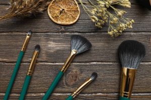 MAKEUP BRUSHES: How and Why you should keep them clean? diploma in makeup and hairstyle artistry - Thumbnail 1 1 300x200 - Diploma in Makeup and Hairstyle Artistry – 4 Months (Weekend)