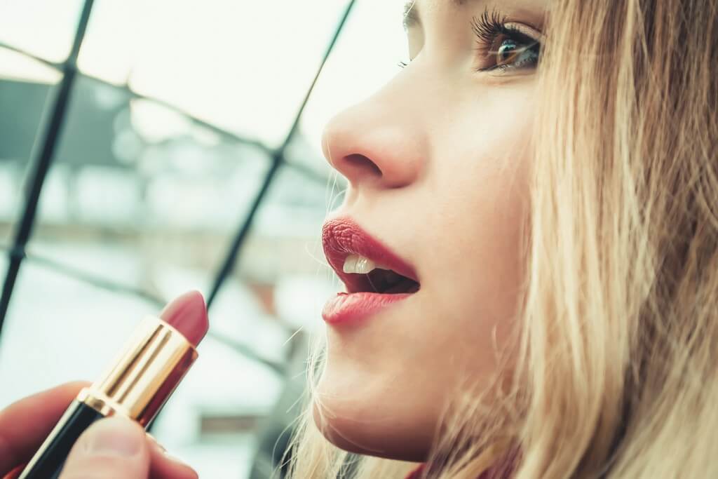 National Lipstick Day: Best lipstick brands to splurge on national lipstick day - National Lipstick Day Best lipstick brands to splurge on THUMBNAIL - National Lipstick Day: Best lipstick brands to splurge on 