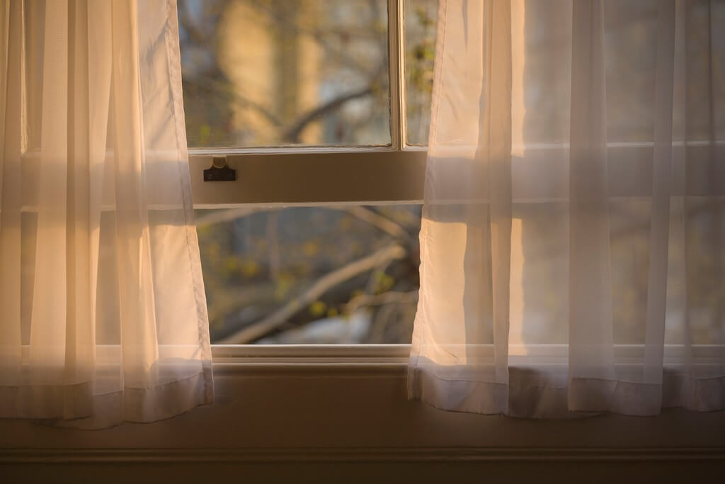 Curtains vs drapes: How are the two different? curtains vs drapes - Curtains vs drapes How are the two different 3 - Curtains vs drapes: How are the two different? 
