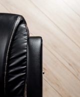 Leather: how to remove oil stains