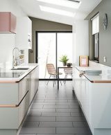 Galley Kitchen: 5 Advantages of kitchen layout