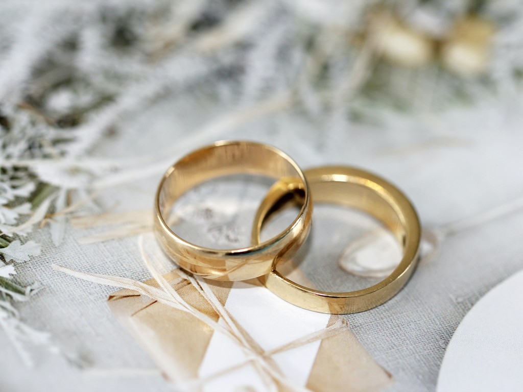 The Tradition of the Wedding Ring All You Need to Know About It thumbnail tradition of the wedding ring - The Tradition of the Wedding Ring All You Need to Know About It thumbnail - The Tradition of the Wedding Ring: All You Need to Know About It