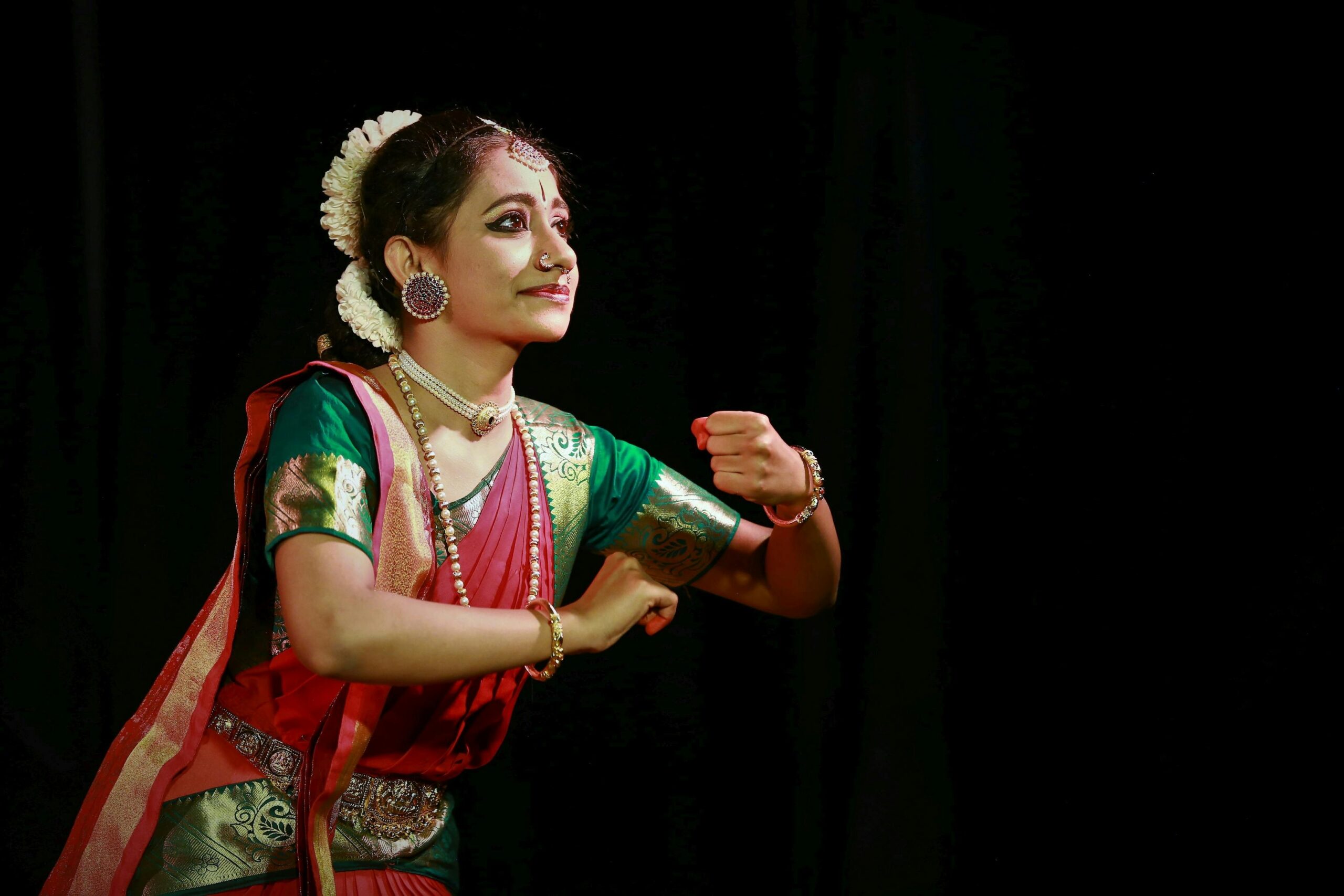 nice-lion823: Geeta aunty classical dance performance