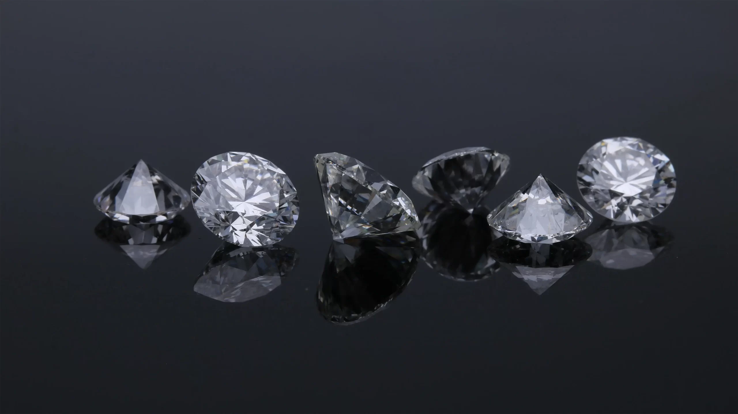 How To Tell If A Diamond Is Real Or Fake  - How To Tell If A Diamond Is Real Or Fake 1 scaled - How To Tell If A Diamond Is Real Or Fake