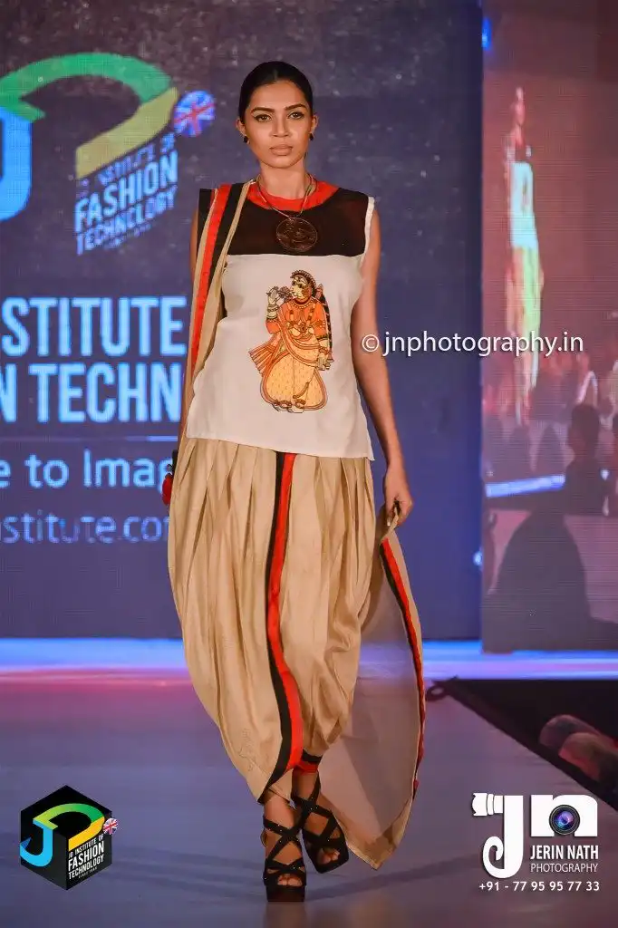 Strings Attached by Kavyashree Gangadhar: JD Annual Design Awards 2014 Photo Courtesy : Jerin Nath
