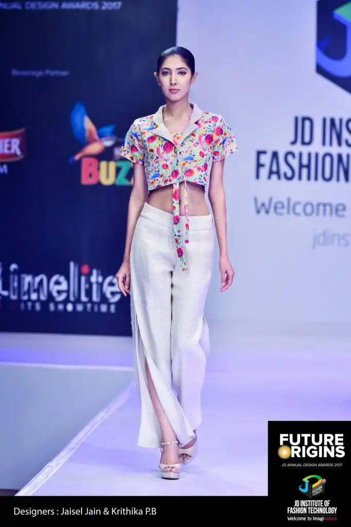Closet Queen - Future Origin - JD Annual Design Awards 2017 | Photography : Jerin Nath closet queen - Closet Queen Future Origin JD Annual Design Awards 2017 9 683x1024 - Closet Queen – Future Origin – JD Annual Design Awards 2017