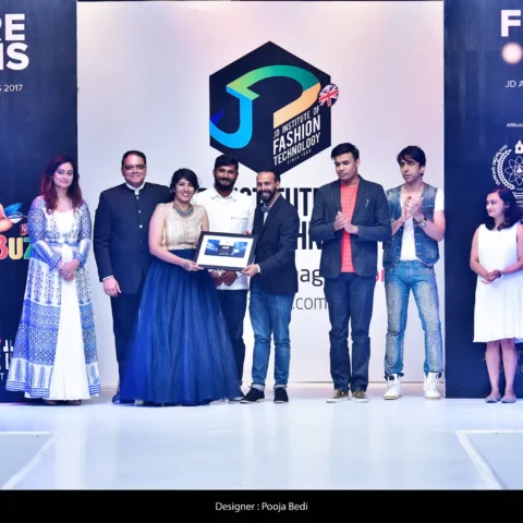 Rustic WabiSabi - Future Origin - JD Annual Design Awards 2017 | Photography : Jerin Nath
