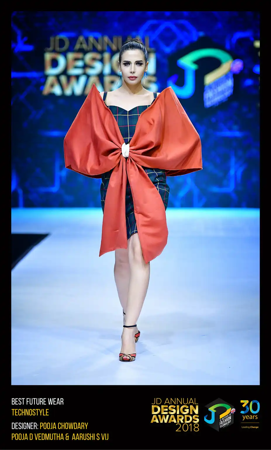 Techno style – Change – JD Annual Design Awards 2018 | Designer: M. Pooja, Pooja.D | Photography : Jerin Nath (@jerin_nath)