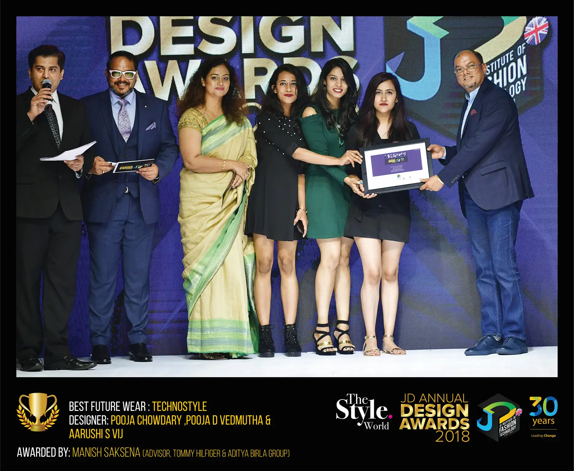 Techno style – Change – JD Annual Design Awards 2018 | Designer: M. Pooja, Pooja.D | Photography : Jerin Nath (@jerin_nath)