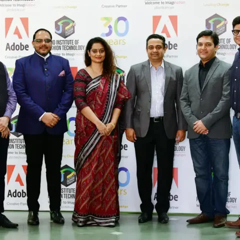 Adobe (2)