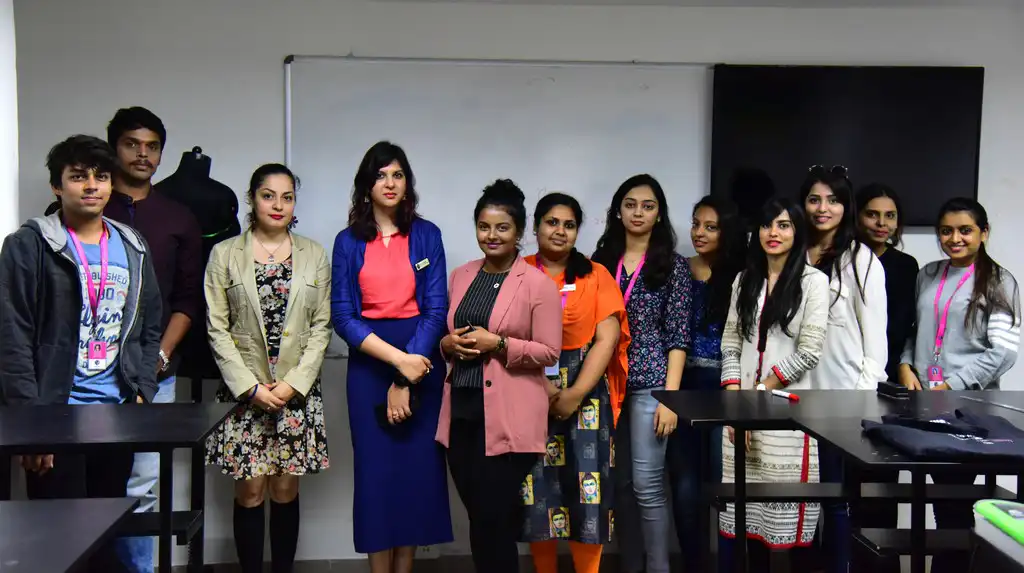 Pep Talk for jewellery Design students