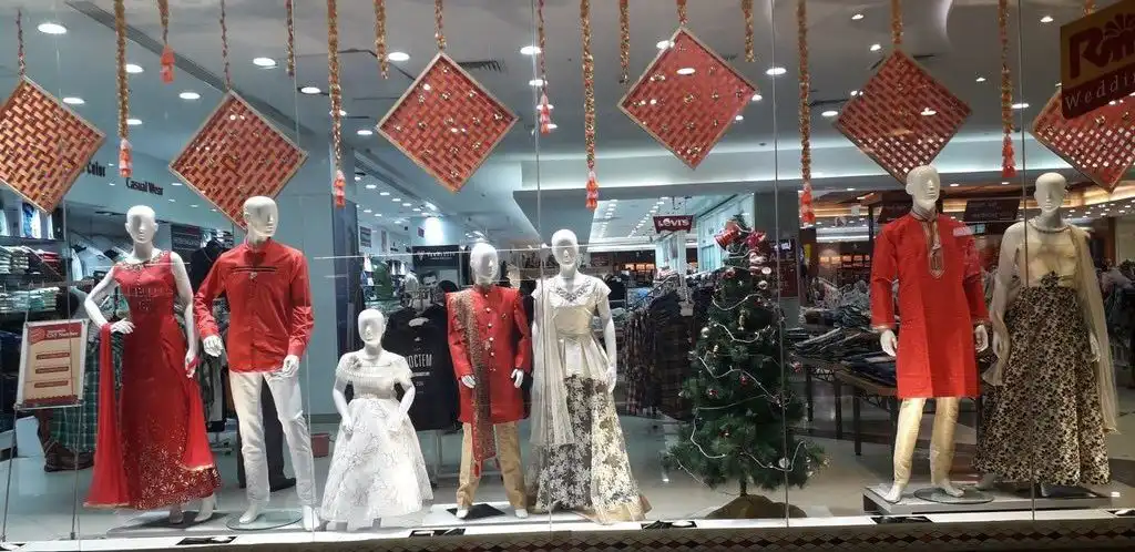 Bangalore is lit with Christmas