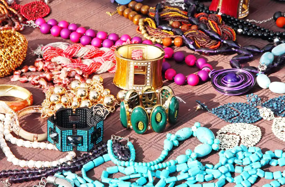 How to Start a Jewellery Business Online & Offline