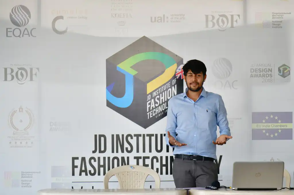 Talk Session with Aaika