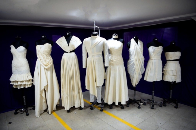 _DSC0574 draping - DSC0574 1024x683 640x480 - THE FINE ART OF FASHION DRAPING – FROM CONCEPT TO CREATION