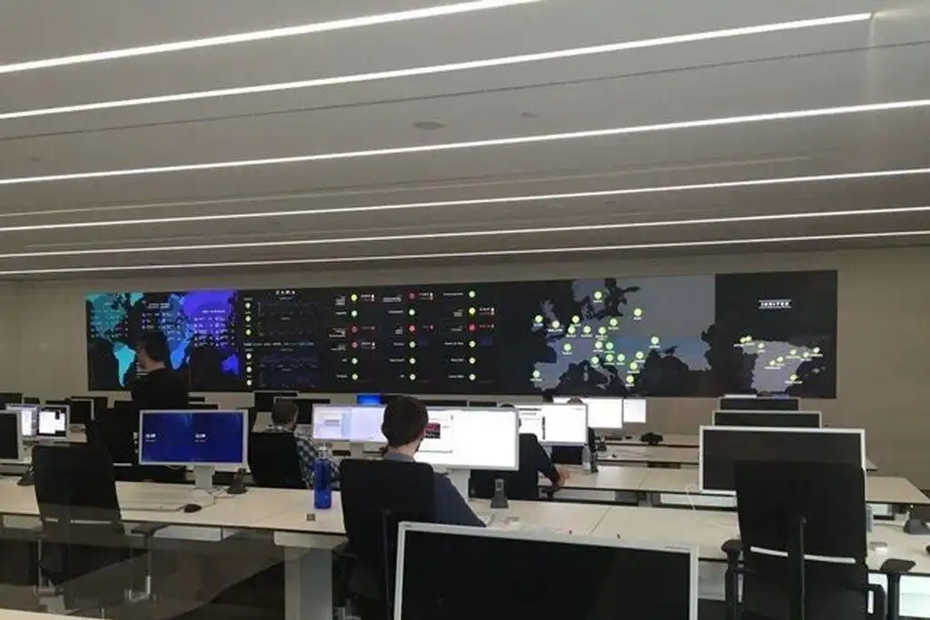DATA DRIVEN FASHION