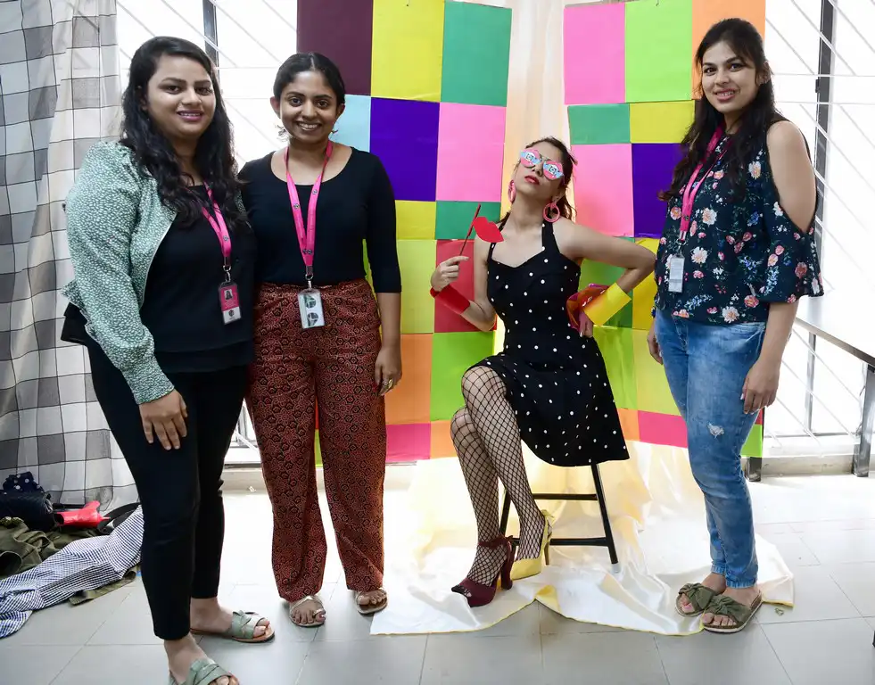 LIVE MANNEQUIN STYLING BY STUDENTS OF FASHION COMMUNICATION 2018