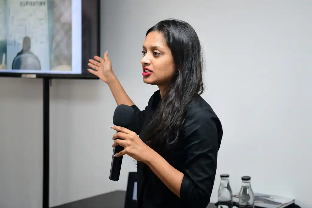 WHEN ALUMNI COME TO THEIR ALMA MATER TO GIVE A TALK AS PROFESSIONALS