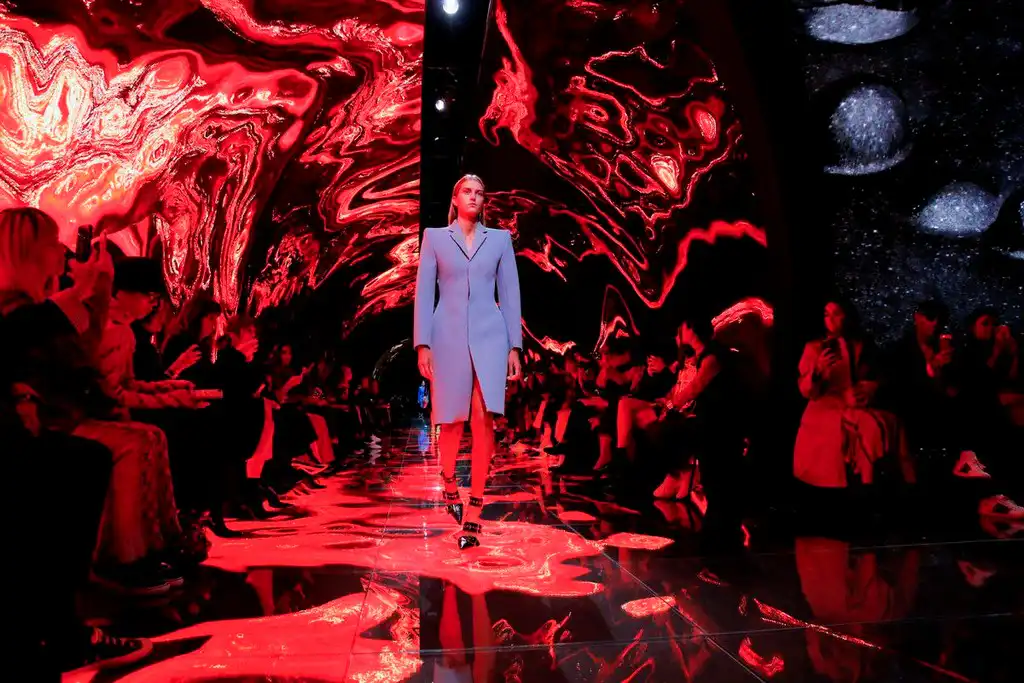 TECHNOLOGY CREATING A RUNWAY REVOLUTION