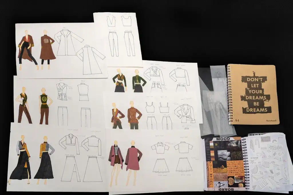 Fashion collection display inspired by art and costume history