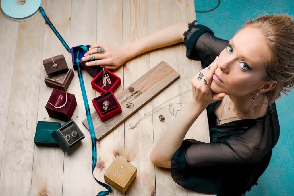 Jewellery Design portfolio – A must for budding Jewellery Designers