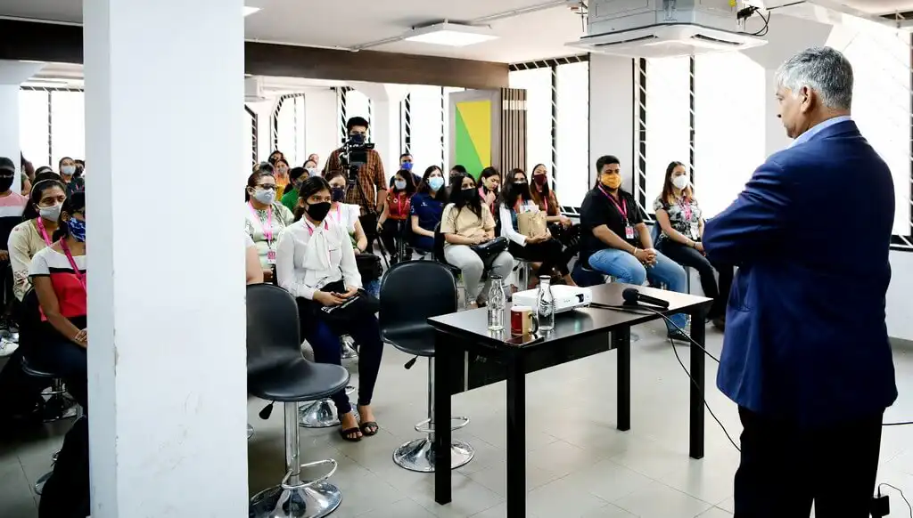 Leadership in Fashion: CONV. CONVERSATIONS with Thomas Varghese