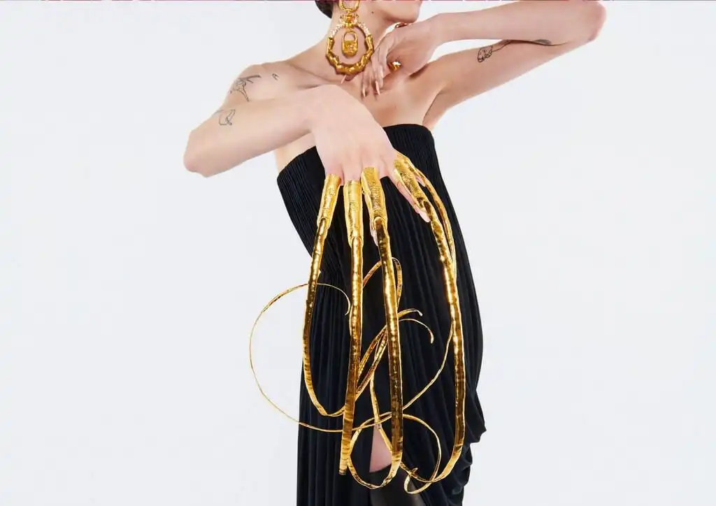 Body Parts Jewelry mimicking the human form by Maison Schiaparelli