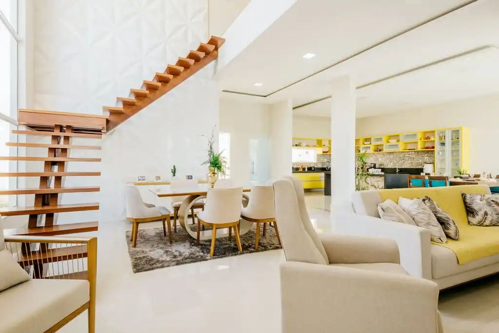 Types of stairs seen in interior design