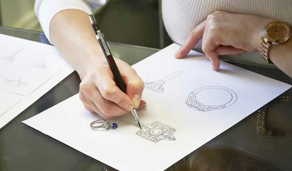 Customised Jewellery – Adding Sentimental Value to jewellery