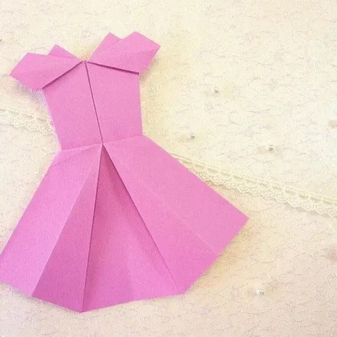 Origami: The paper folding technique that has inspired Fashion