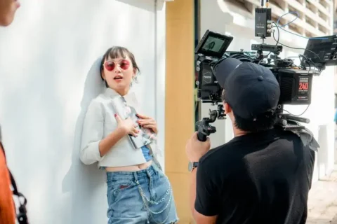 Difference between Editorial and Commercial Shoot