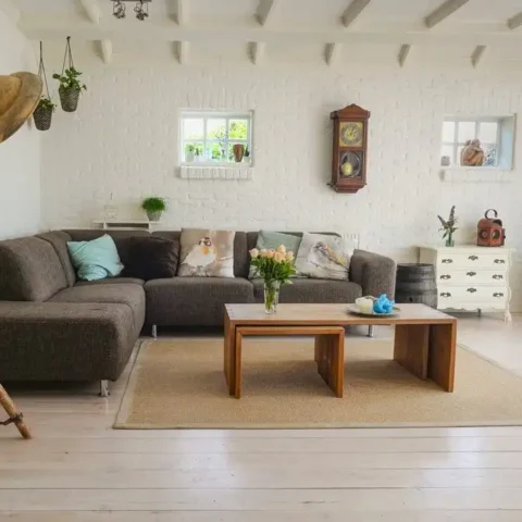 Low-budget interior design ideas
