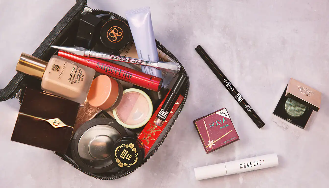 Makeup Bags That Are Travel-Friendly
