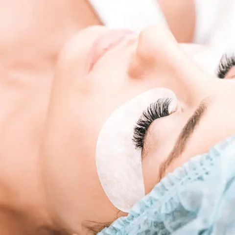 Removing eyelash extensions at home couldn’t get any easier; here’s how