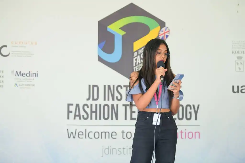 JD Music band:JD Institute of Fashion Technology students jam in style