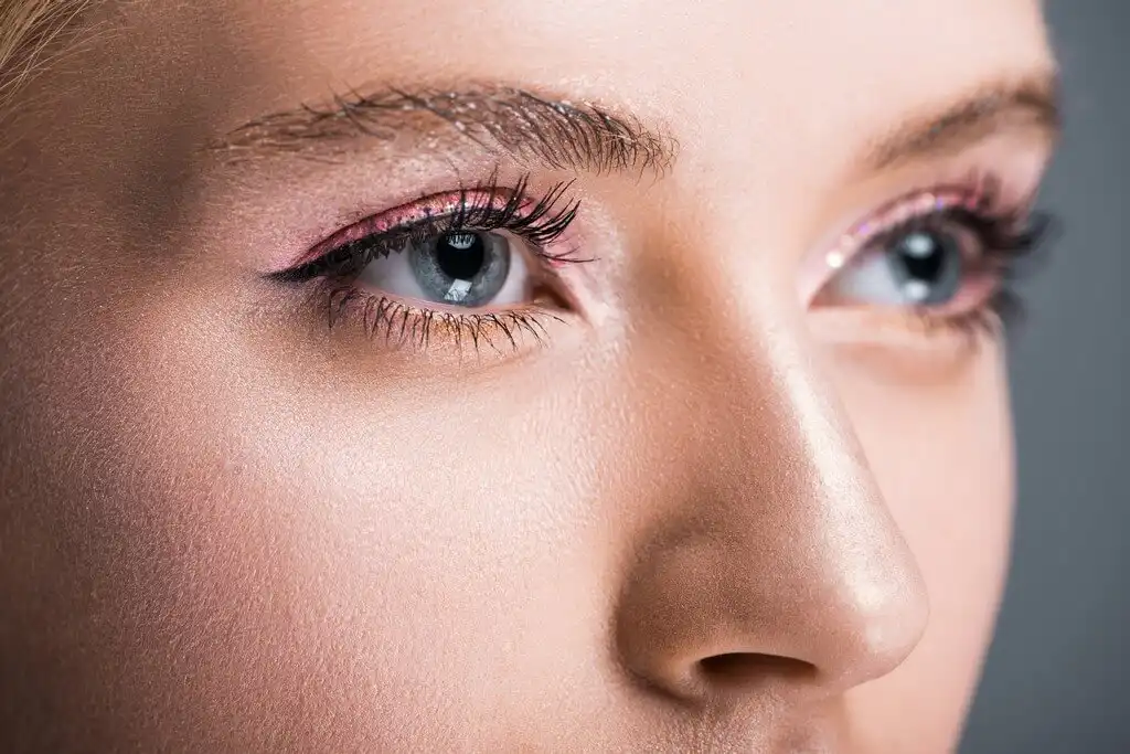 No makeup look: Ways to get your glam on with these easy steps