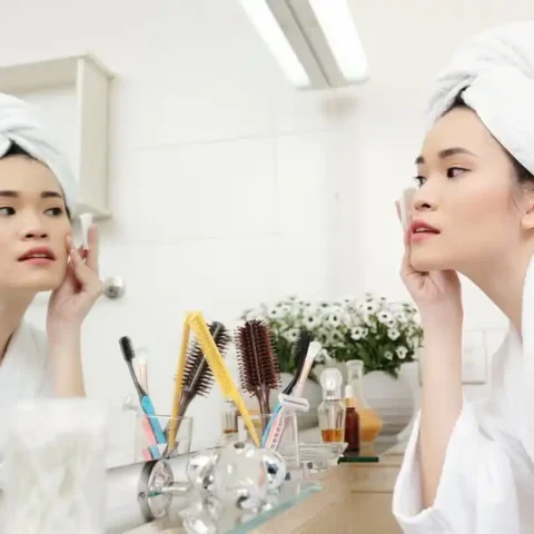 No makeup look: Ways to get your glam on with these easy steps
