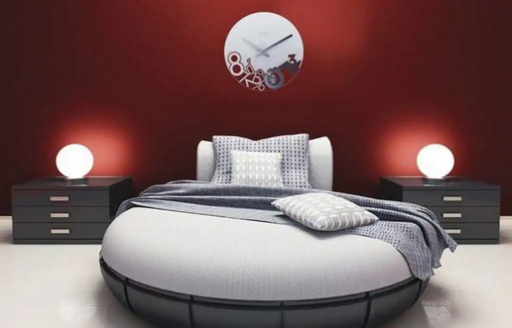 Pros and cons of round beds