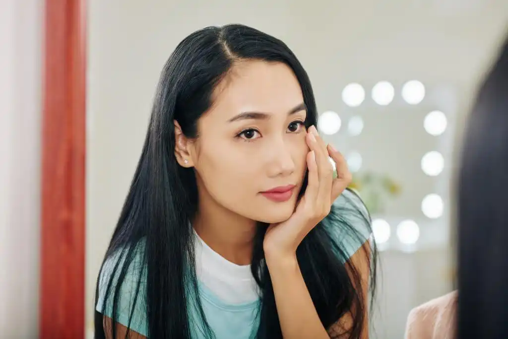 Color correctors: 5 types for different skin tones