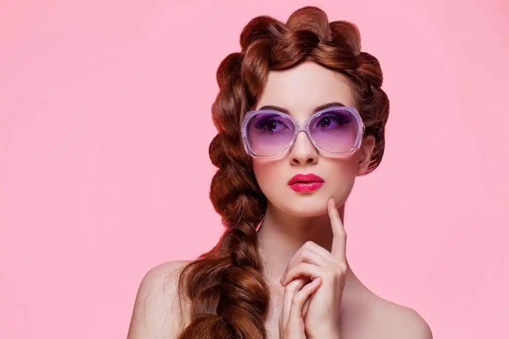 Sunglass proof makeup: Tips & tricks to sunglass proof your super glam makeup