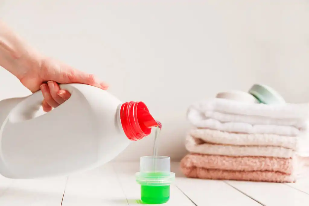 5 tips for cleaning pet hair from a carpet